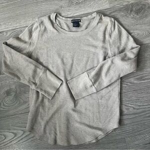grey flannel knit long sleeve tee